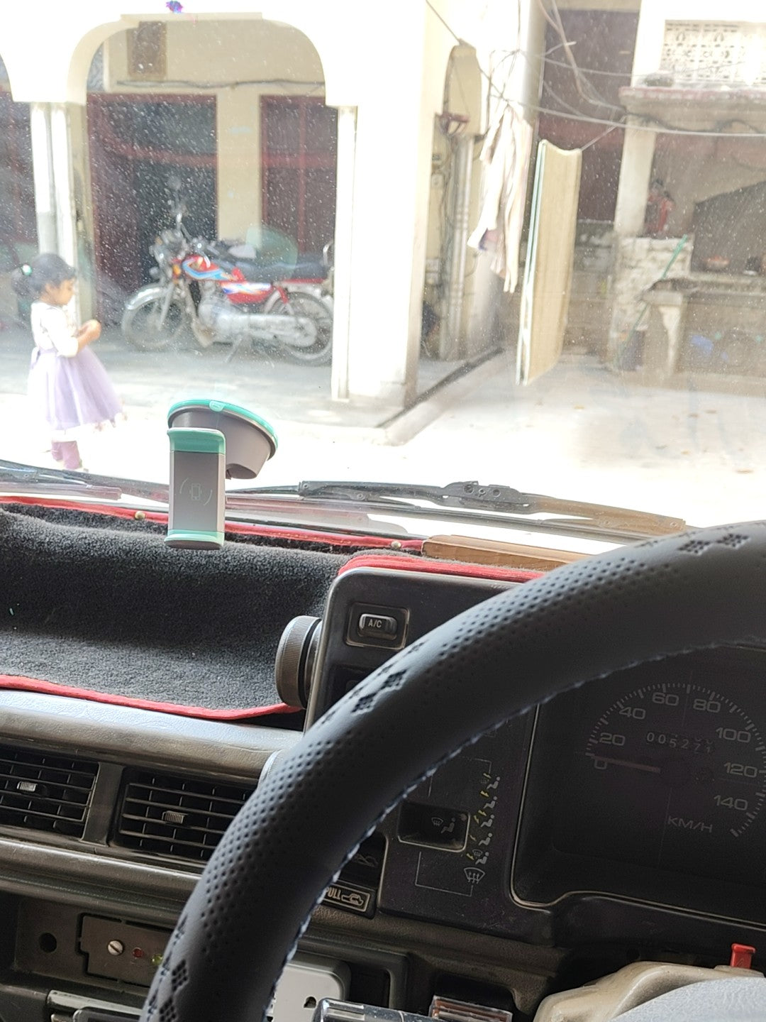 Universal Car Mobile Holder